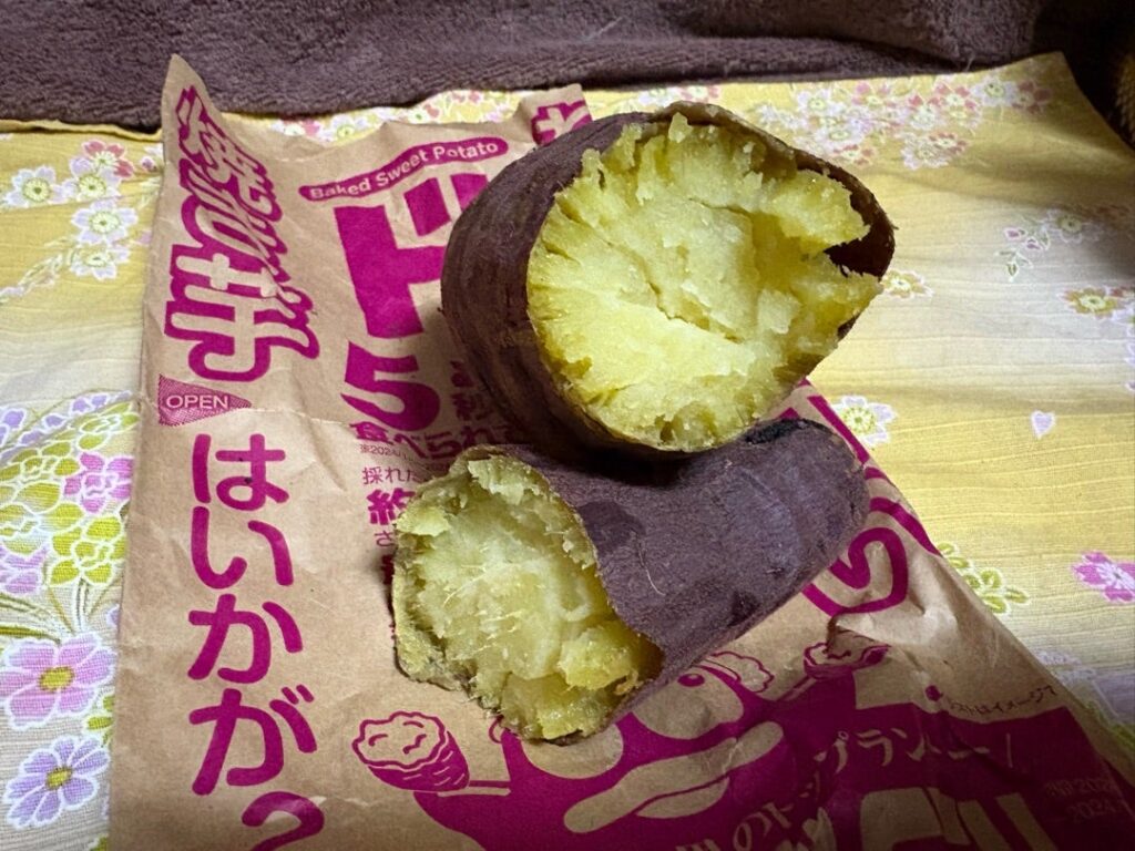 ドンキ 焼き芋 100円 実食レビュー, ドン・キホーテ 焼き芋 お得 検証, 焼き芋 100円 ドンキ 味 コスパ, ドンキ 焼き芋 正直レビュー