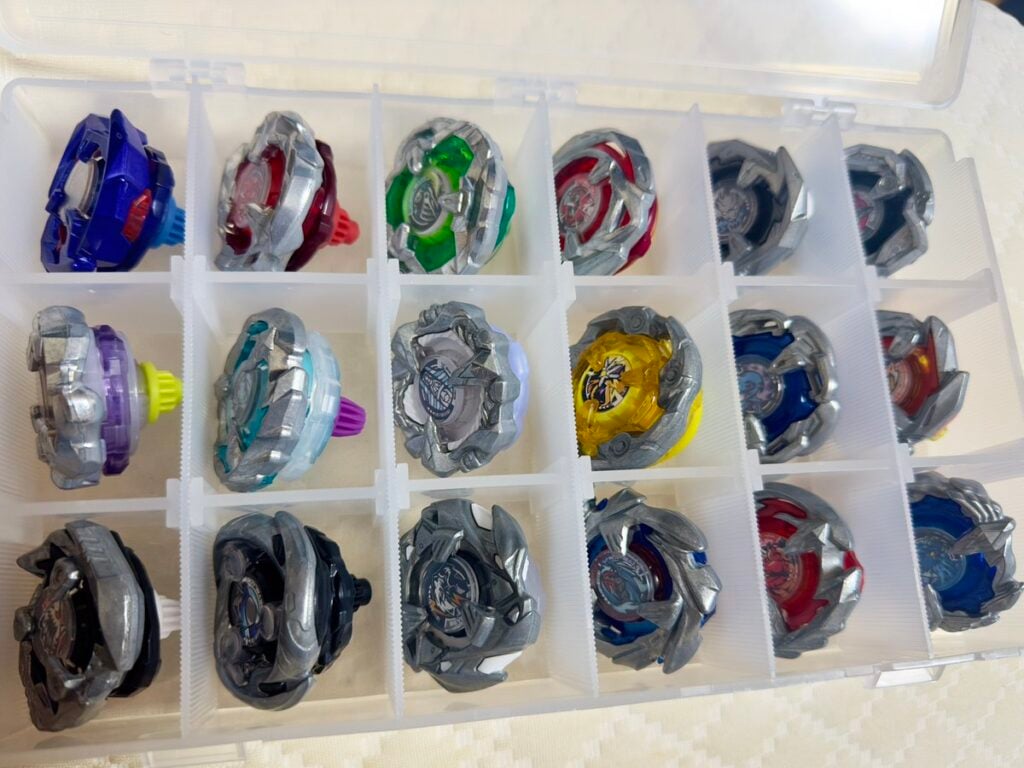 100均_ベイブレードケース_レビュー, ダイソー_ベイブレードケース_代用, セリア_ベイブレードケース_代用, ベイブレード_収納_保存版