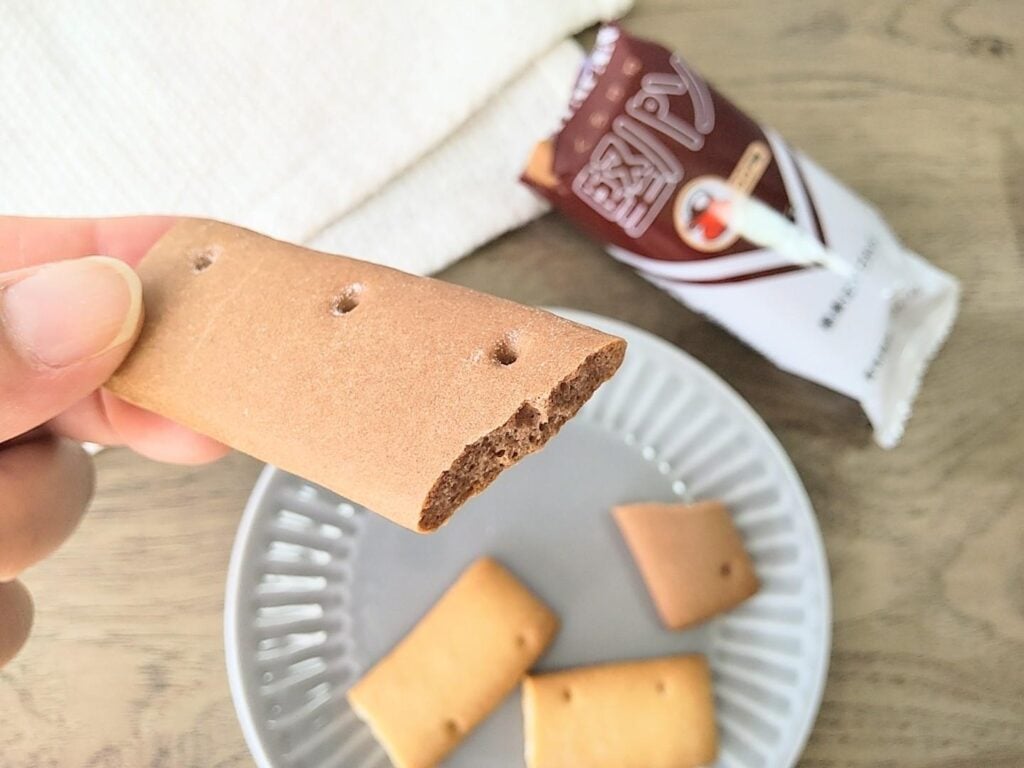 カルディ 堅パン 歯が折れそう 口コミ, カルディ 堅パン 味 硬さ, カルディ 堅パン 食べ方 注意点, カルディ 堅パン 実際に食べてみたレビュー