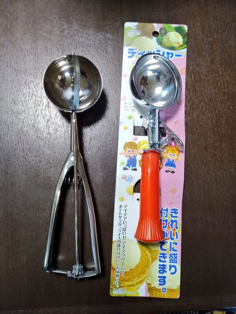 ニトリ アイスクリームディッシャー, ニトリ ダイソー 比較 アイスクリームディッシャー, アイスクリームディッシャー 使いやすさ レビュー, 100均 ニトリ アイスクリーム器 感想