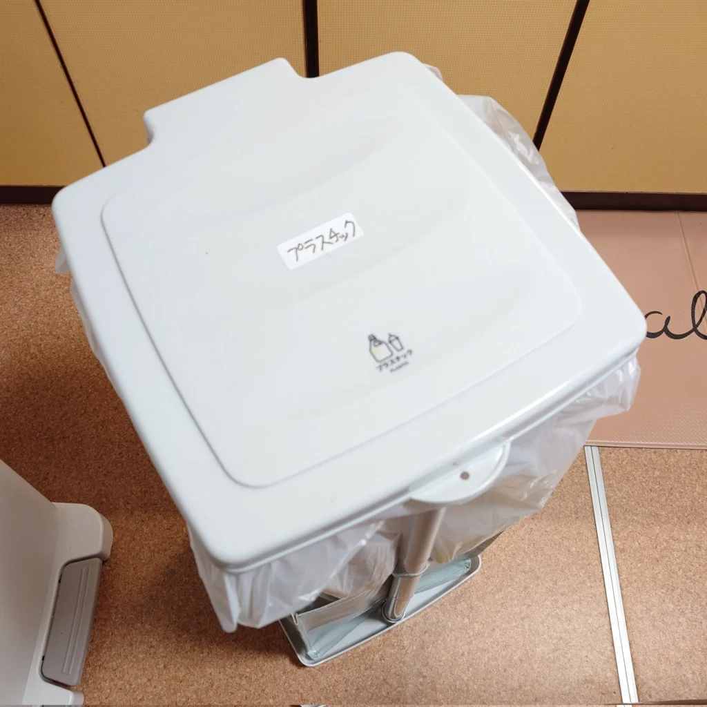 セリアで買えるゴミ袋ホルダーの種類と特徴