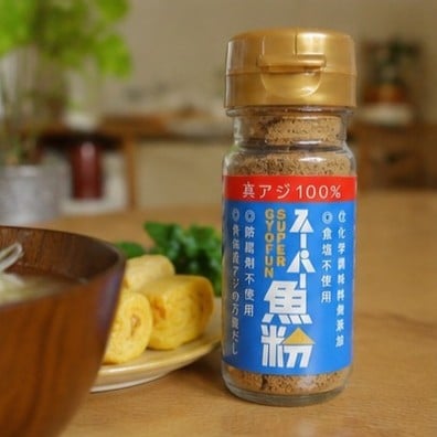 魚粉のパッケージデザイン