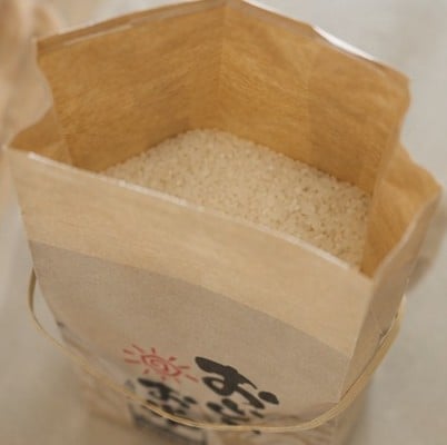 ホームセンターの米袋売り場